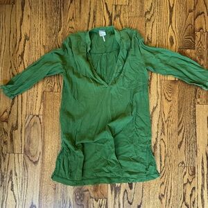 bobi Green V-Neck Lightweight Women's Top